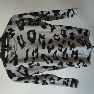 GREY SWEATER WITH BLACK LEOPARD PRINT